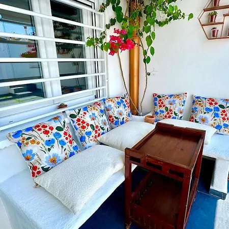 11 Balcon Mediterraneo 公寓 *